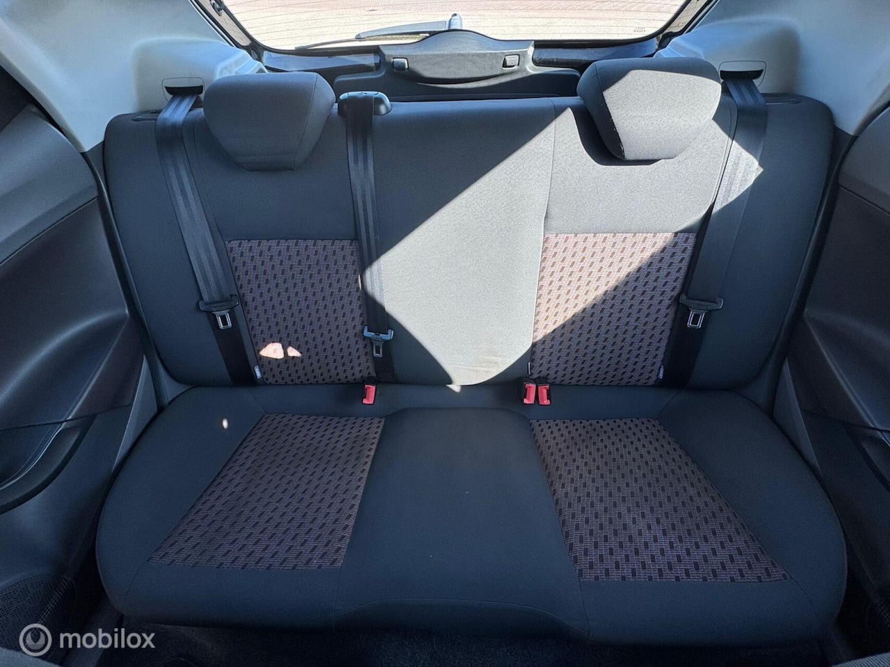 SEAT Ibiza - 1.2 Club 5 deurs zwart - AutoWereld.nl