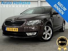 Skoda Octavia - 1.8 TSI Greentech Elegance 180 PK AUTOMAAT NAVI CLIMA PDC LMV TREKHAAK