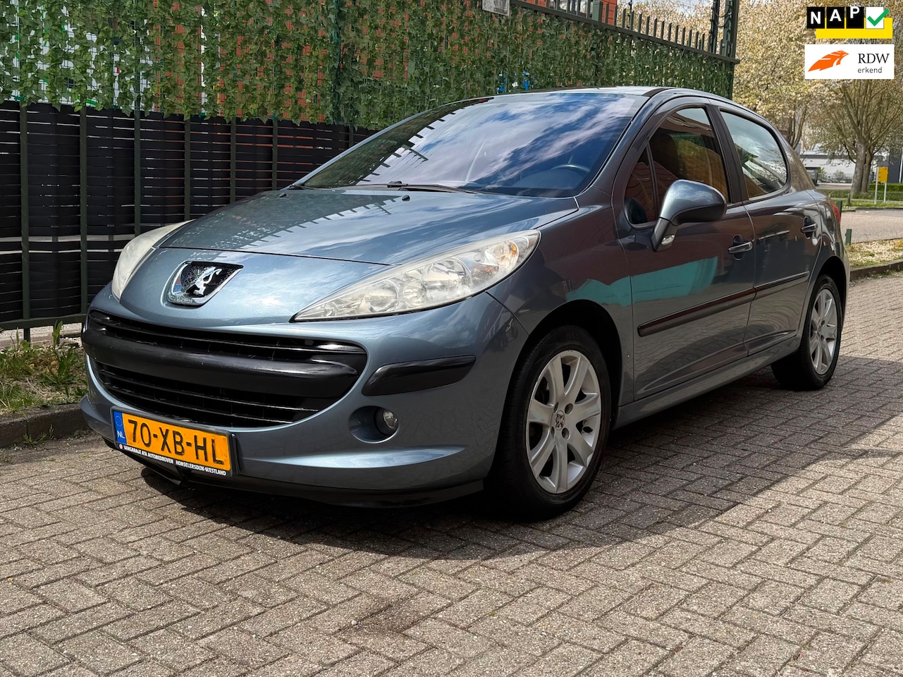Peugeot 207 - 1.6-16V XT 2007 Grijs PDC|AIRCO|NAP|APK 04-27 - AutoWereld.nl