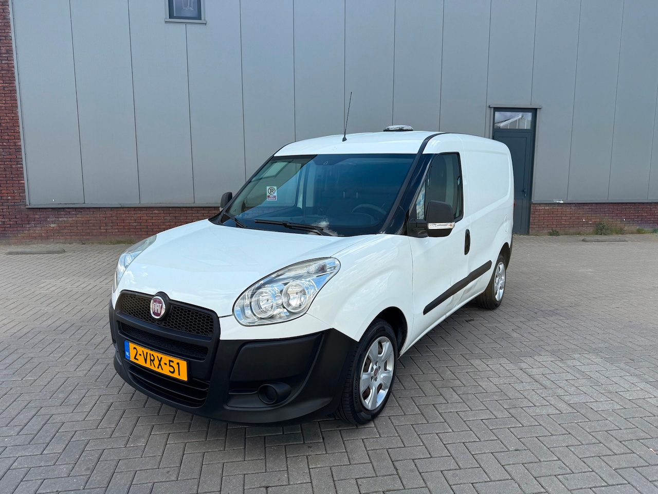Fiat Doblò Cargo - 1.3 MultiJet 108.000 Nap Airco NW Apk Wit 2011 - AutoWereld.nl