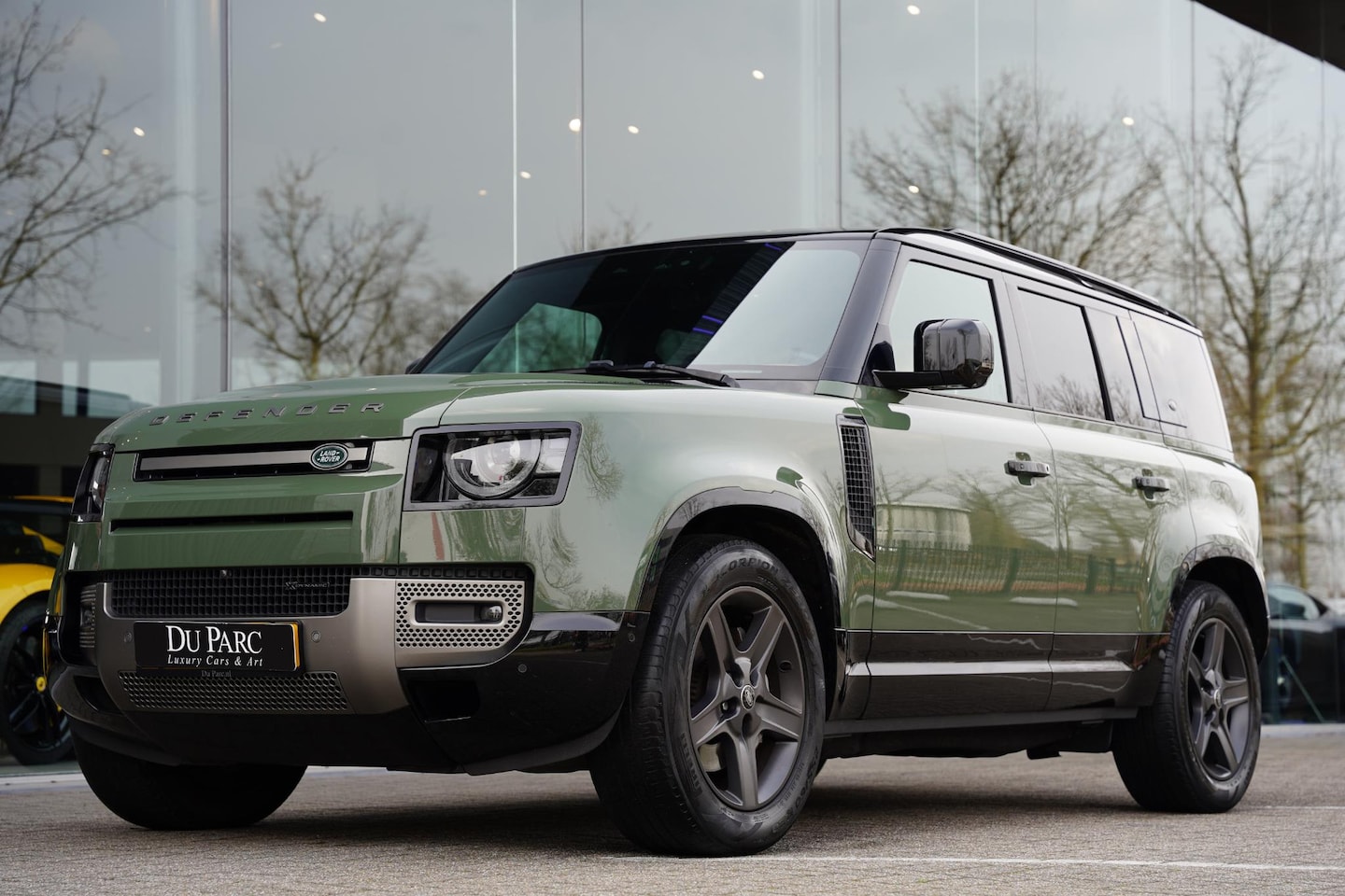 Land Rover Defender 110 - P 400 E X-Dynamic HSE / Panoramadak / Meridian / BTW - AutoWereld.nl