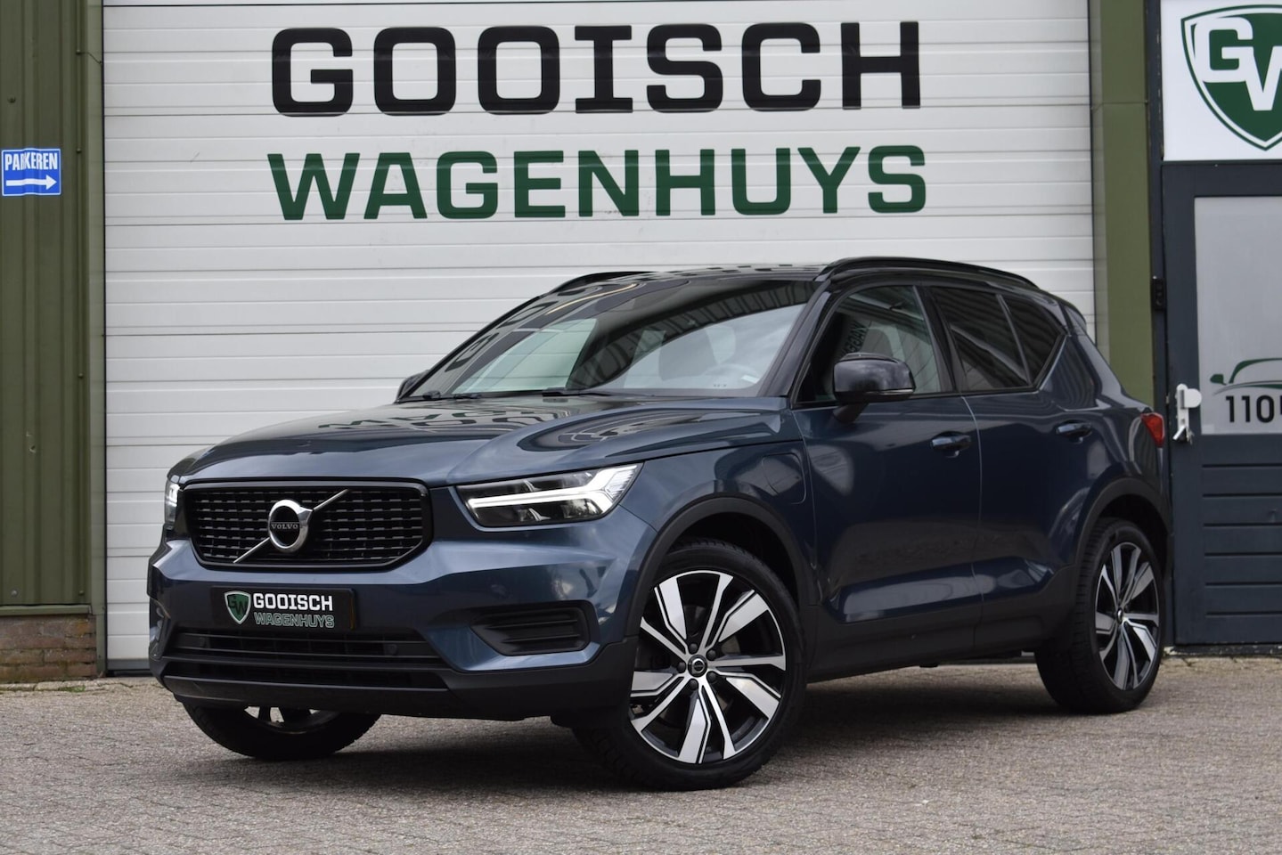 Volvo XC40 - 1.5 T5 Recharge R-Design | Camera | Stoel/Stuurverwarming |1800kg Trekvermogen | - AutoWereld.nl