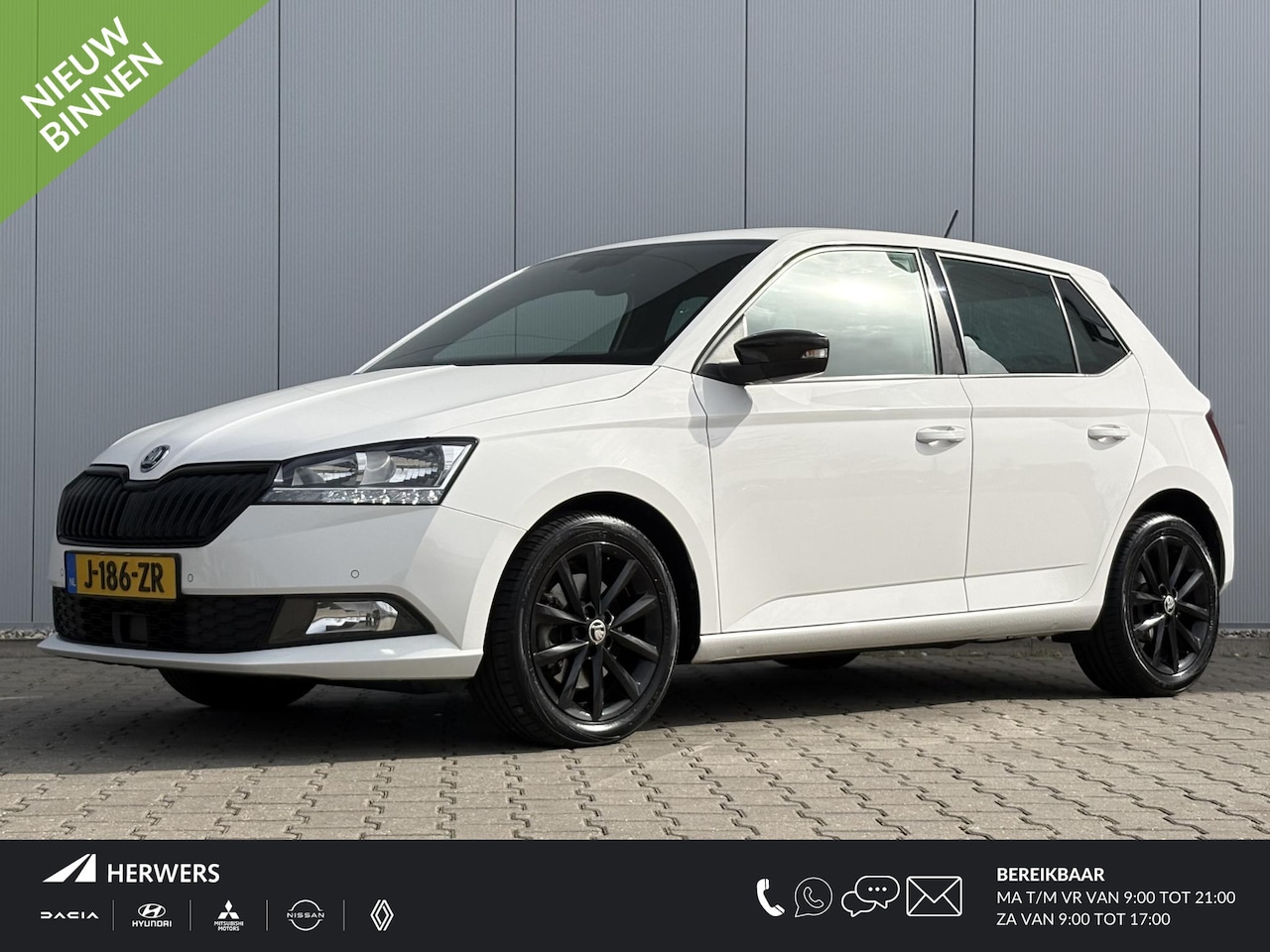 Skoda Fabia - 1.0 TSI Sport business / Airco / Automaat / Cruise Control / Navigatie / - AutoWereld.nl