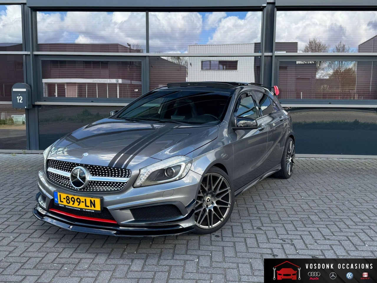 Mercedes-Benz A-klasse - 180 Prestige/ Panormadak/Camera/ Volledig onderhouden! - AutoWereld.nl
