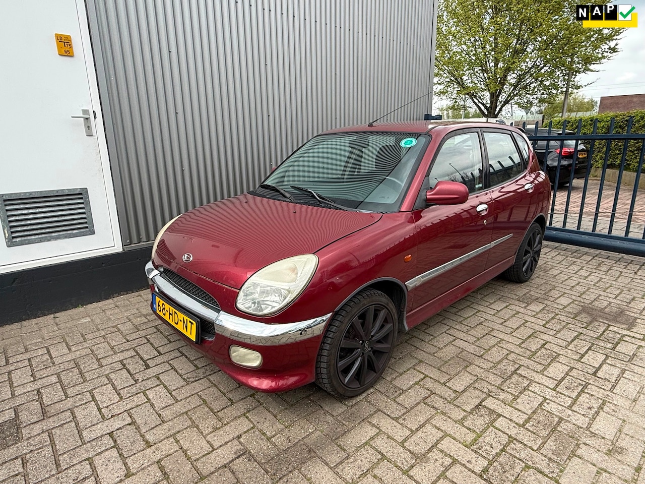 Daihatsu Sirion - 1.3-16V VTi / AUTOMAAT - AutoWereld.nl