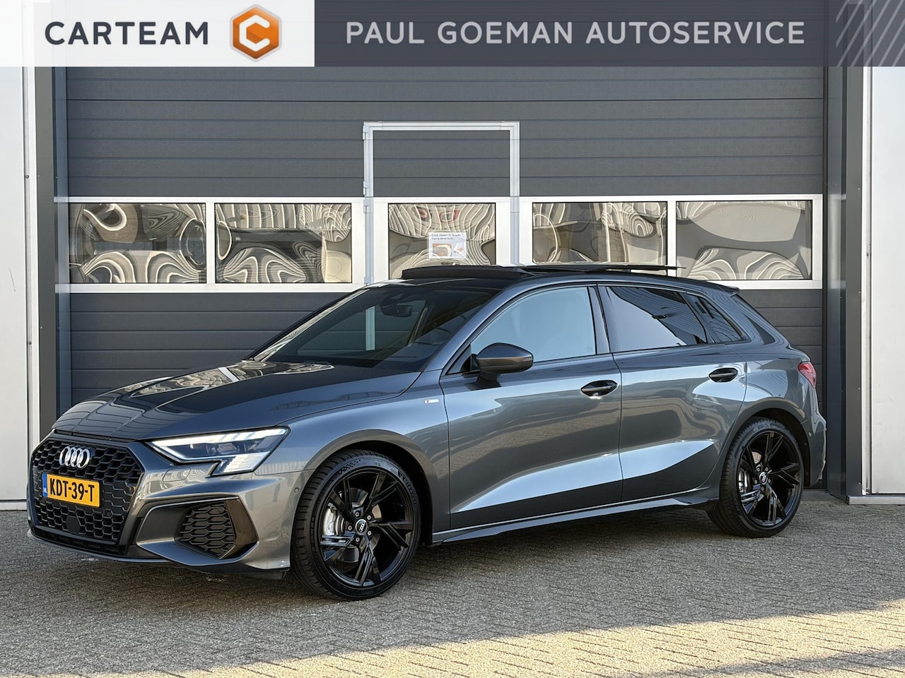 Audi A3 Sportback - 35 TFSI S Line Edition | Pano | LED | Parkeer sensoren | Stoel verwarming | - AutoWereld.nl