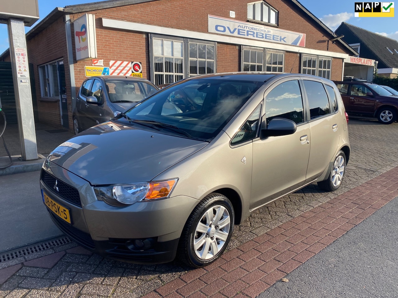 Mitsubishi Colt - 1.3 Edition Two 1.3 Edition Two - AutoWereld.nl