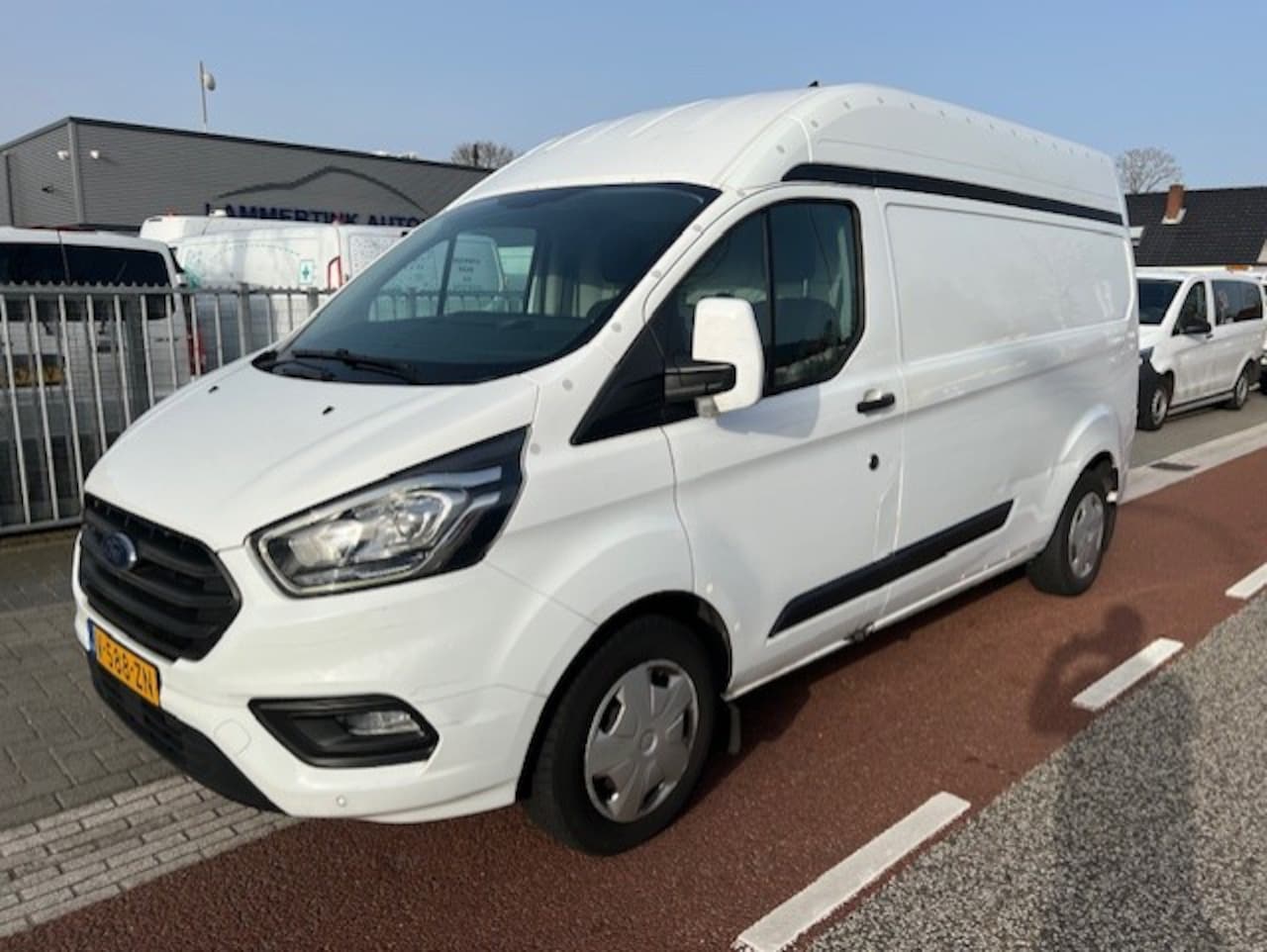 Ford Transit Custom - 320 2.0 TDCI L2H2 AIRCO KLIMA EURO6 - AutoWereld.nl