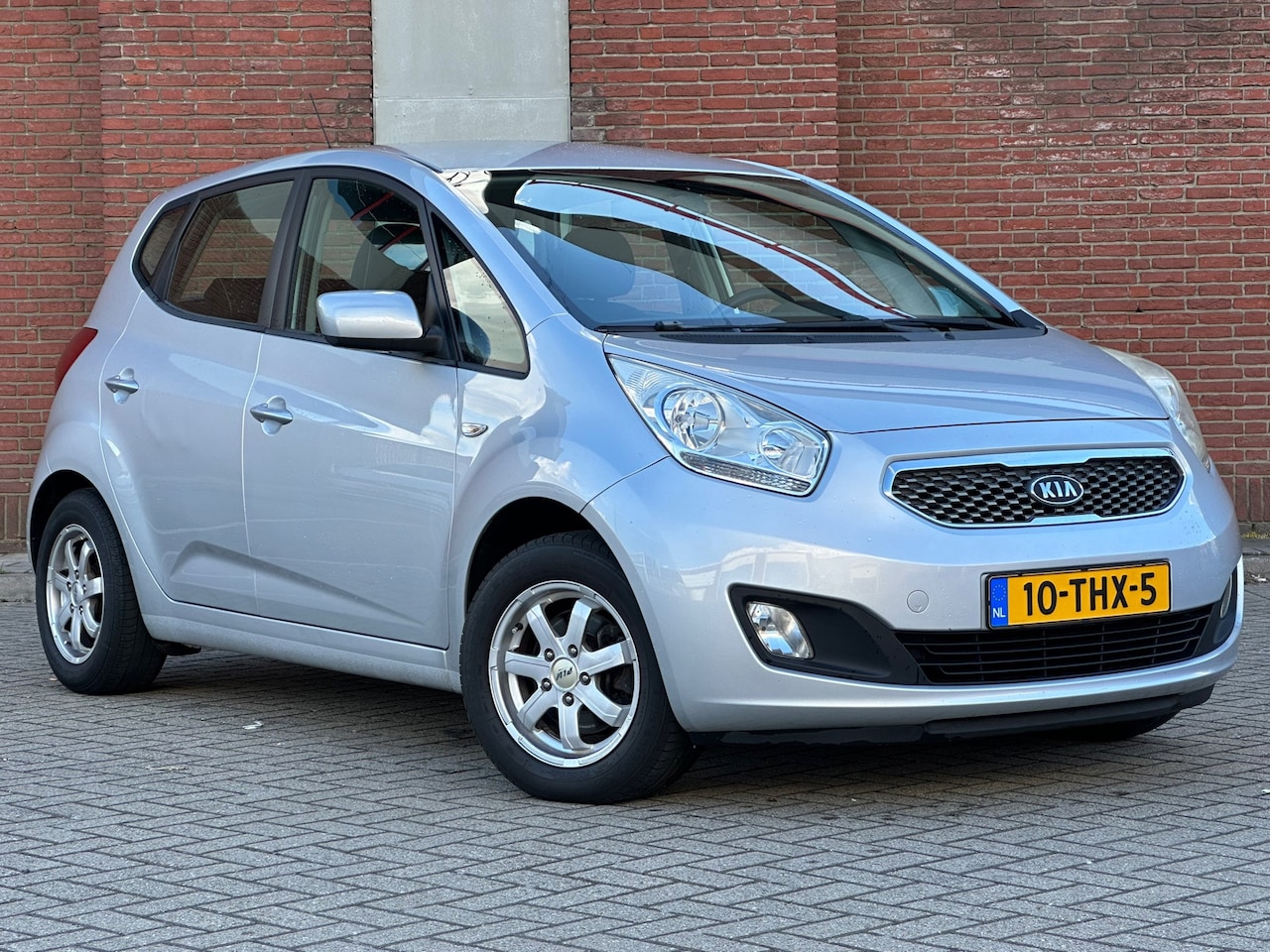 Kia Venga - 1.4 CVVT Seven|NAVI|AIRCO|CAMERA|TREKHAAK - AutoWereld.nl