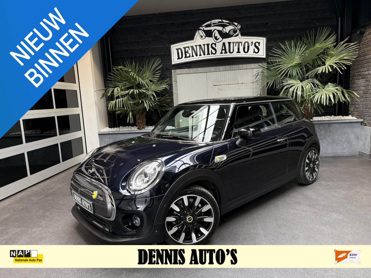 MINI Mini-Electric - 33kwh 135kw 184 PK schuif/ Panoramadak - AutoWereld.nl