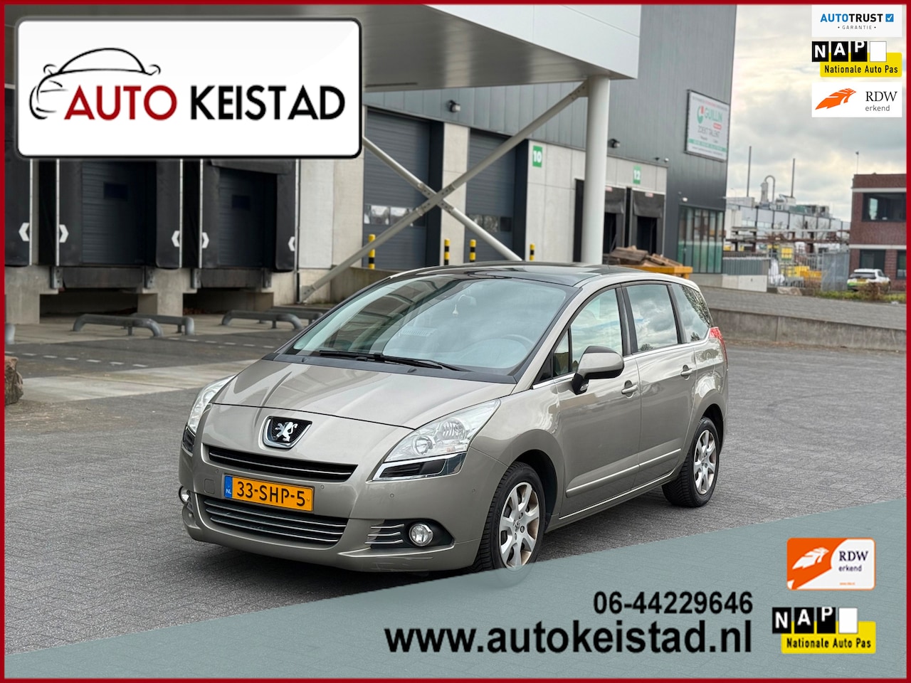 Peugeot 5008 - 1.6 VTi ST 7-PERSOONS NAVIGATIE/PANORAMA/CLIMA! - AutoWereld.nl