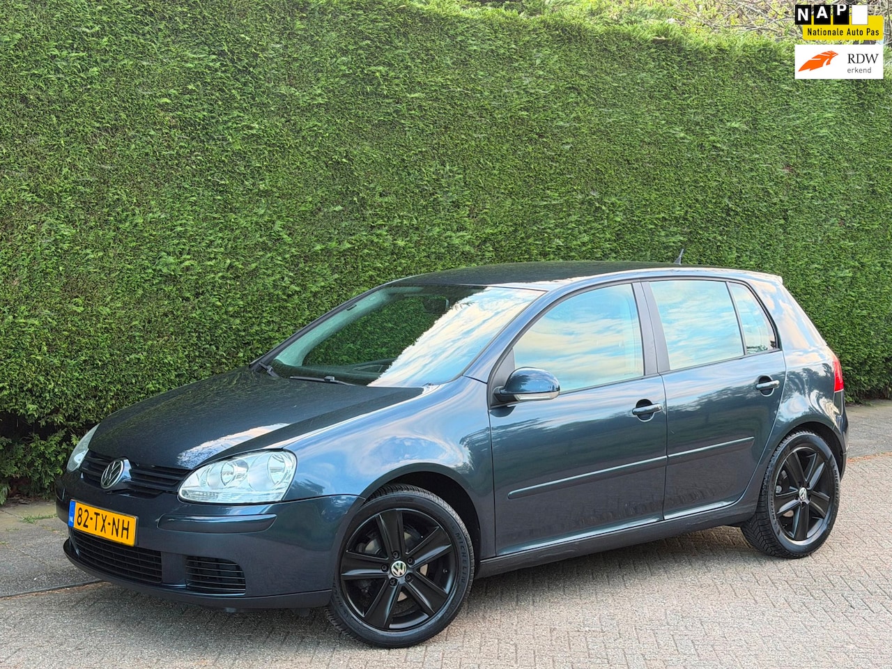 Volkswagen Golf - 1.4 AIRCO KOUD/RIJDT GOED/5DRS/APK 6-2027!!! - AutoWereld.nl