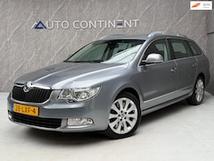 Skoda Superb Combi - 3.6 FSI Elegance 4x4 260 PK / NAP / Goed Onderhouden