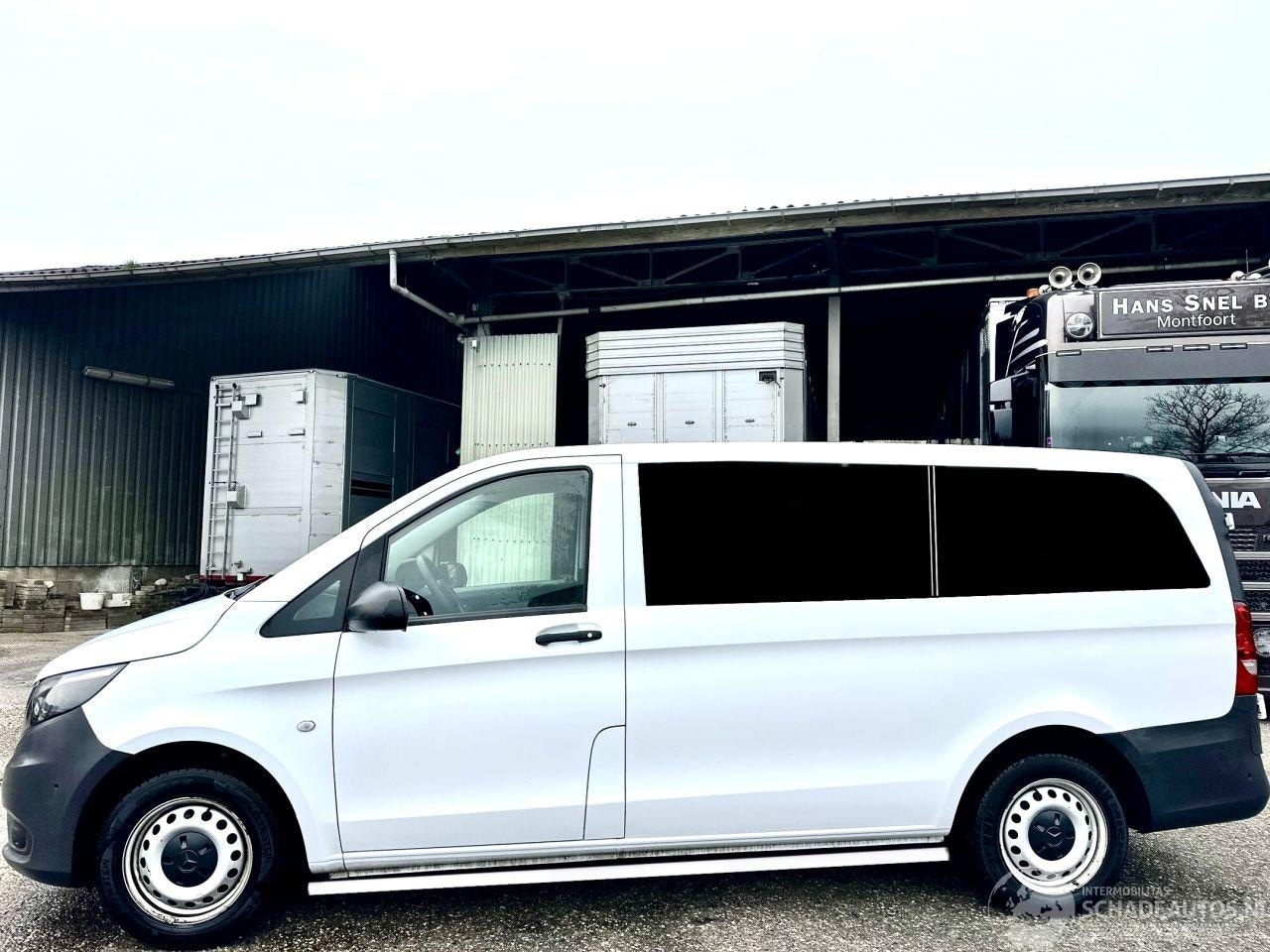 Mercedes-Benz Vito Tourer - 110 CDI 102pk extra lang 9 Pers - nap - 1e eig - airco - cruise - getint glas - privacy gl - AutoWereld.nl