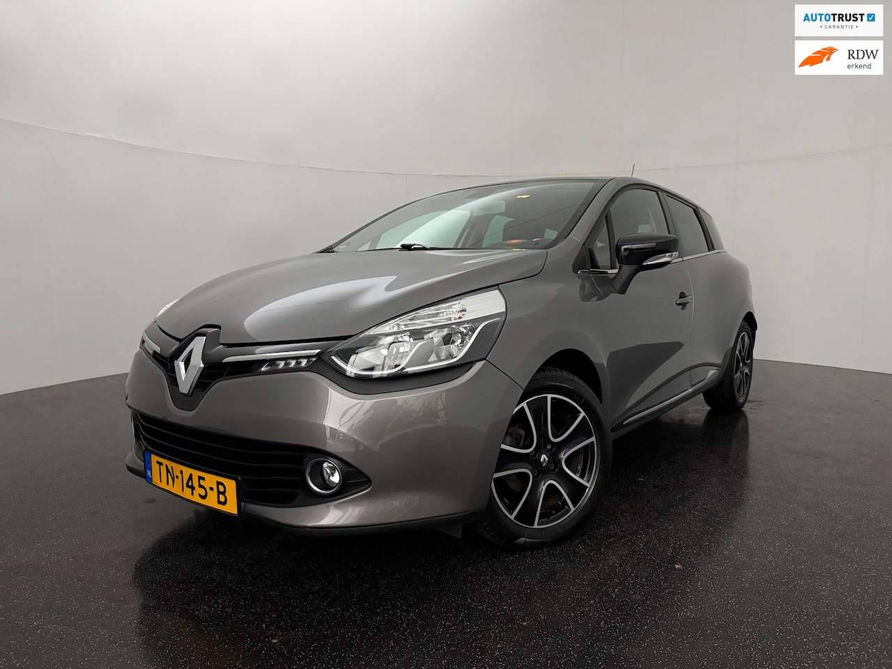 Renault Clio Estate - 0.9 TCe Dynamique / Pano / Clima / Cruise / Trekhaak - AutoWereld.nl