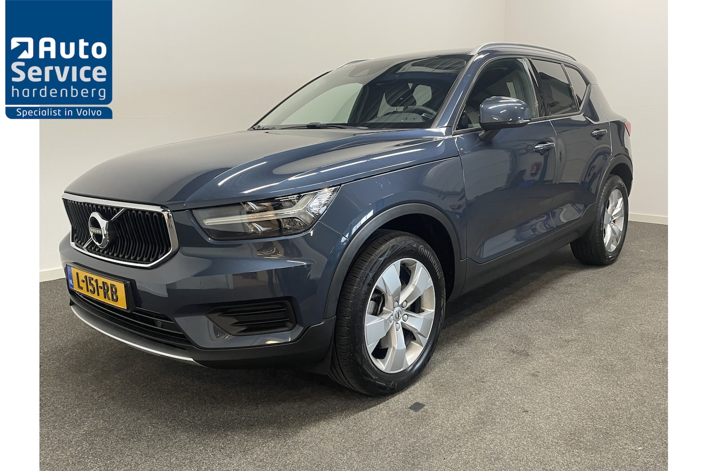 Volvo XC40 - T2 130pk AUT8 Momentum BNS Adapt. Cruise/ Apple CarPlay/ Camera/ Stoel en Stuur verw. - AutoWereld.nl