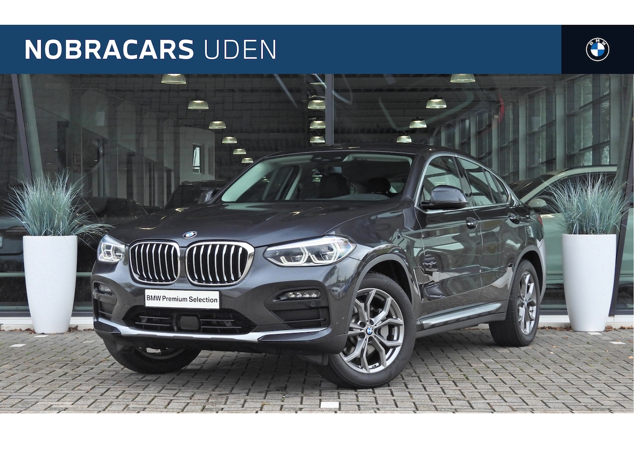 BMW X4 - xDrive30i xLine Automaat / Adaptieve LED / Sportstoelen / Active Cruise Control / M Sporto - AutoWereld.nl