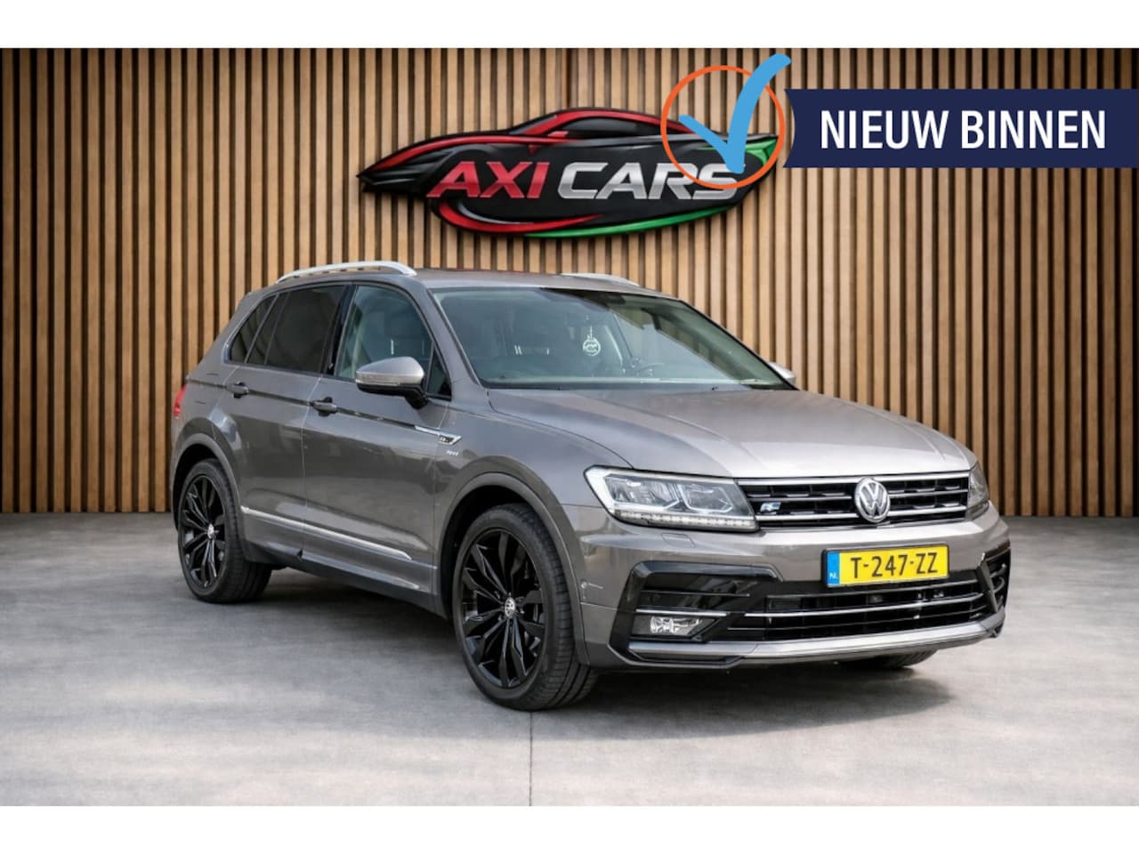 Volkswagen Tiguan - 1.4 TSI | ACC | PANO | RLINE | ELEC Trkhk - AutoWereld.nl