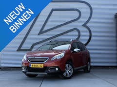 Peugeot 2008 - 1.2 VTi Allure 2e Eigenaar|Navi|Pano|Clima|Trekhaak|Cruise|PDC|N.A.P|Nieuwe APK bij Afleve