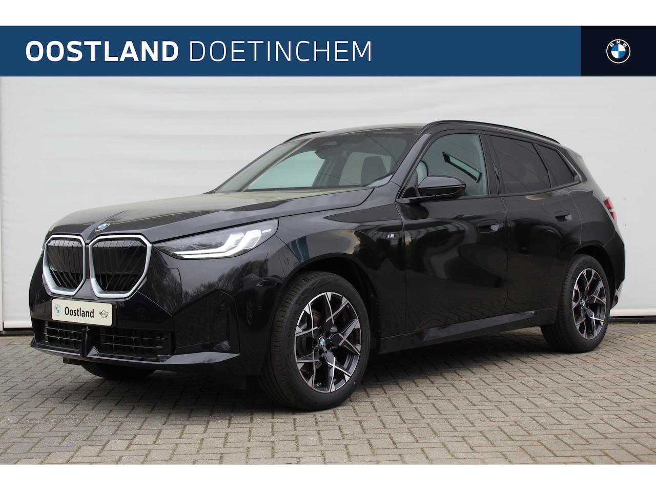 BMW X3 - 20 xDrive M Sport Automaat / Panoramadak / Trekhaak / Sportstoelen / Stuurverwarming / Com - AutoWereld.nl