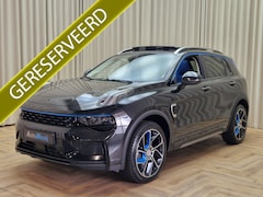 Lynk & Co 01 - 1.5 Hybride / Zwart / MY 23 FACELIFT / Zwarte Hemel / Slechts 35.867 km / Infinity Sound /