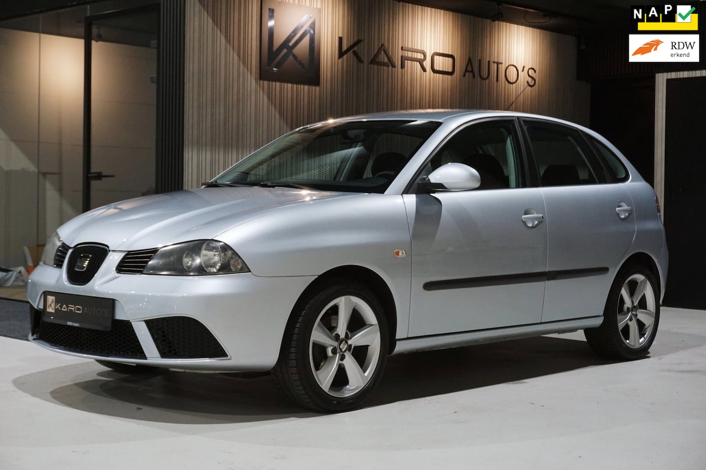 SEAT Ibiza - 1.4-16V Trendstyle 5Drs Airco Cruise Elek R Lm Cv - AutoWereld.nl