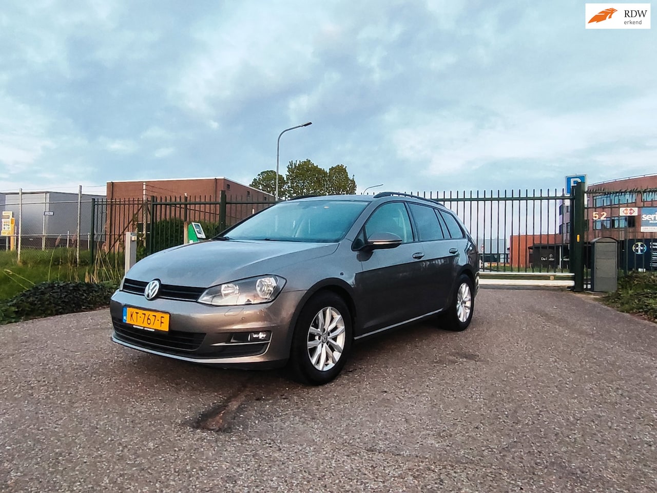 Volkswagen Golf Variant - 1.6 TDI Highline DSG Aut Airco! Apk! Nap!!! - AutoWereld.nl