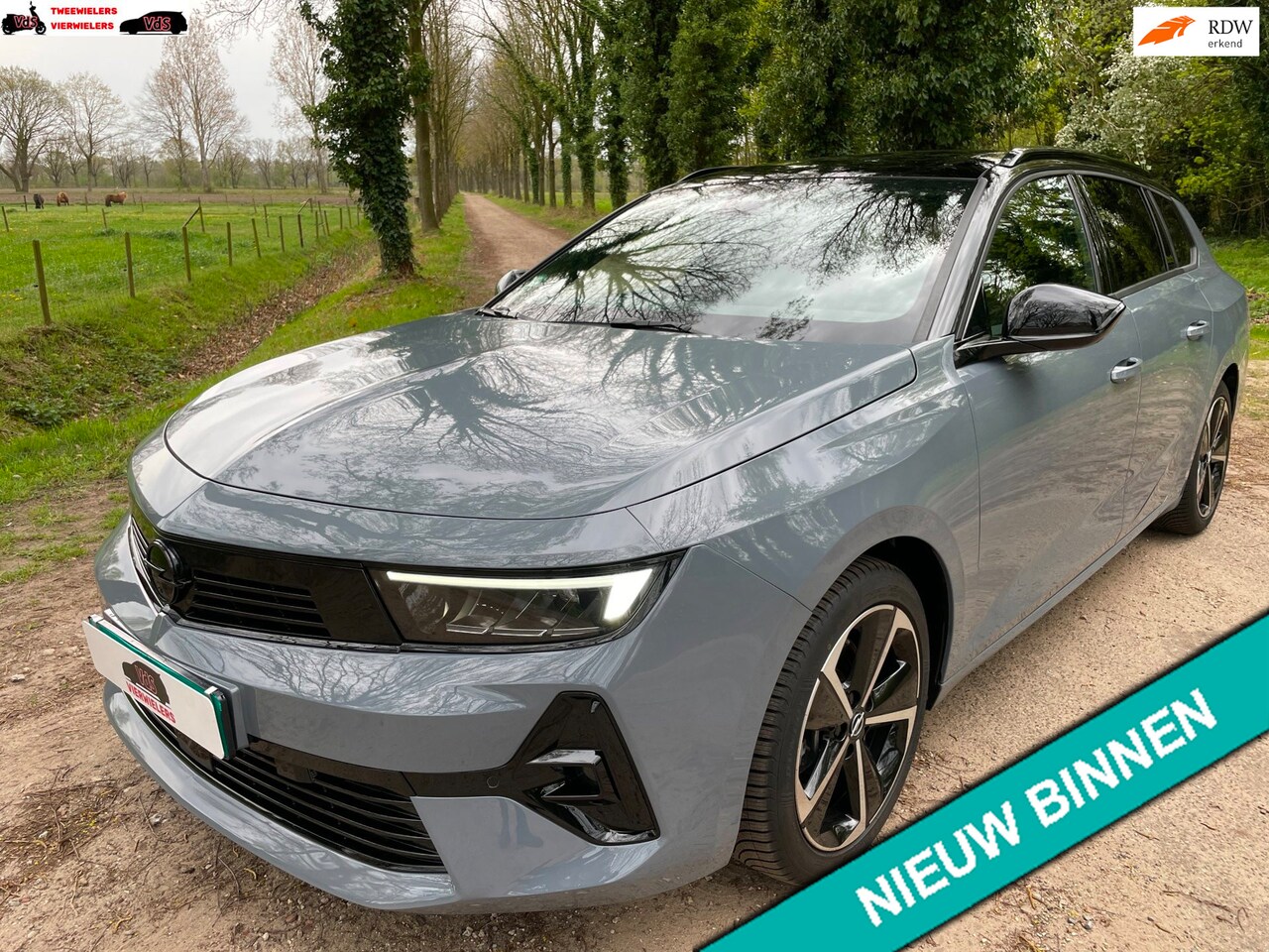 Opel Astra Sports Tourer - 1.2 Turbo GS Pano Stuur- Stoelverw - AutoWereld.nl