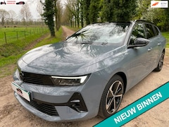 Opel Astra Sports Tourer - 1.2 Turbo GS Pano Stuur- Stoelverw