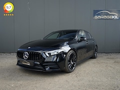 Mercedes-Benz A-klasse - 180 Business Solution AMG Night pakket / Camera / AMG / LED / Panamericana Grille / 19'' L