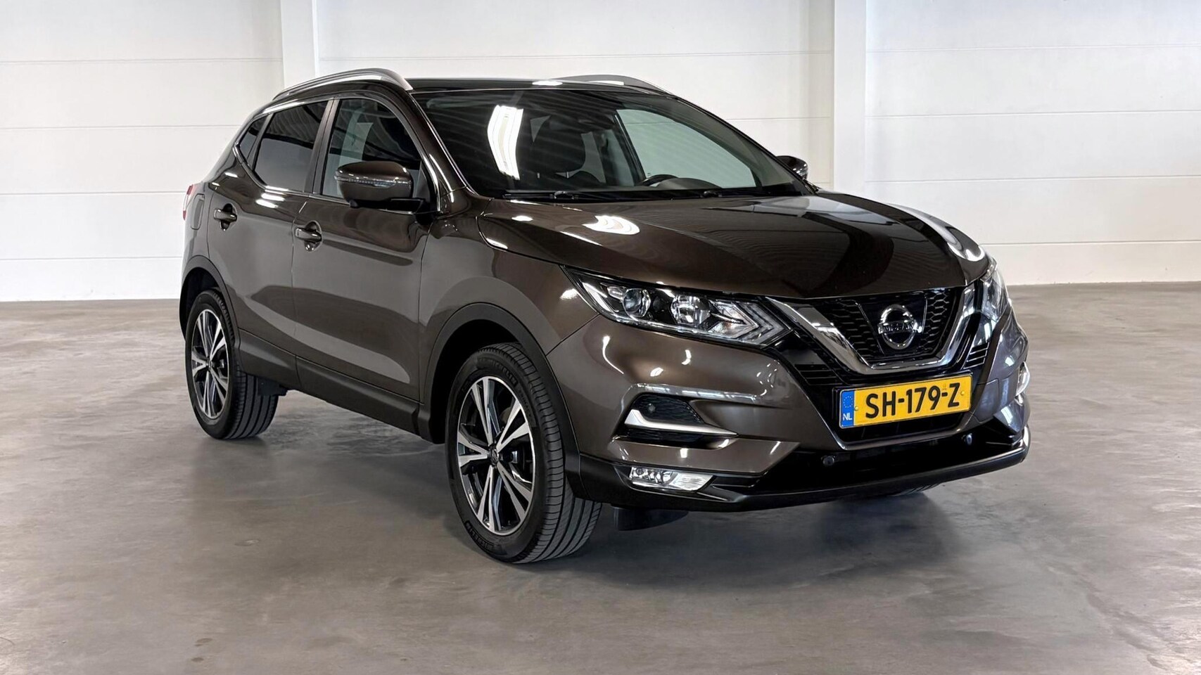 Nissan Qashqai - 1.2 N-Connecta | Pano dak | Navi - AutoWereld.nl