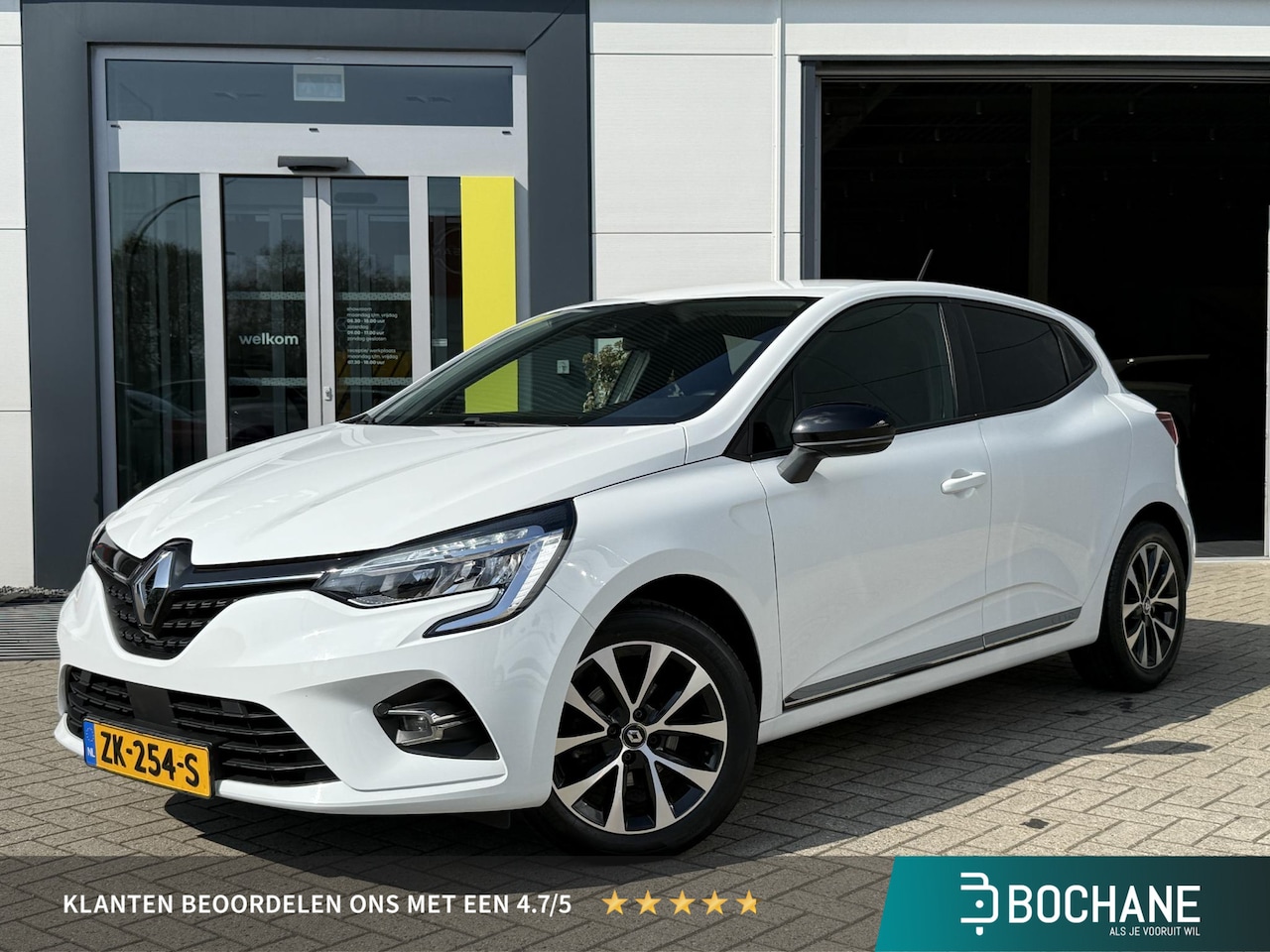 Renault Clio - 1.0 TCe Zen | Trekhaak | Apple CarPlay/ Android Auto | Parkeersensoren | Cruise Control | - AutoWereld.nl