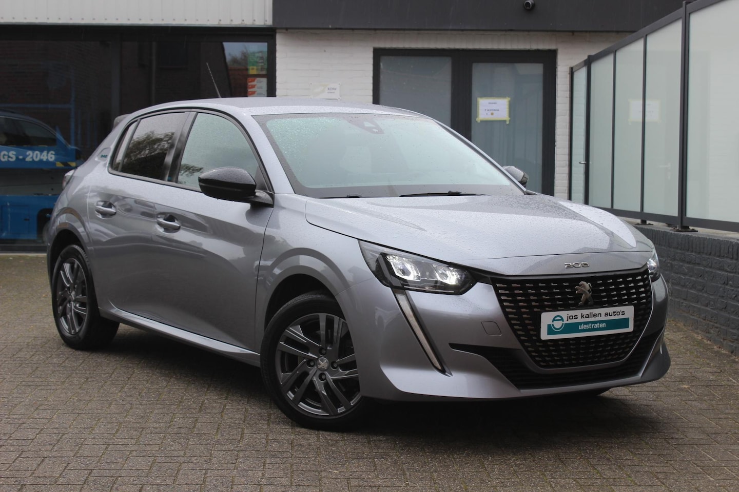 Peugeot 208 - 1.2 100pk Automaat Allure pack Navi, Camera, Cruise, DAB, Pdc, Led, Black Pack. - AutoWereld.nl