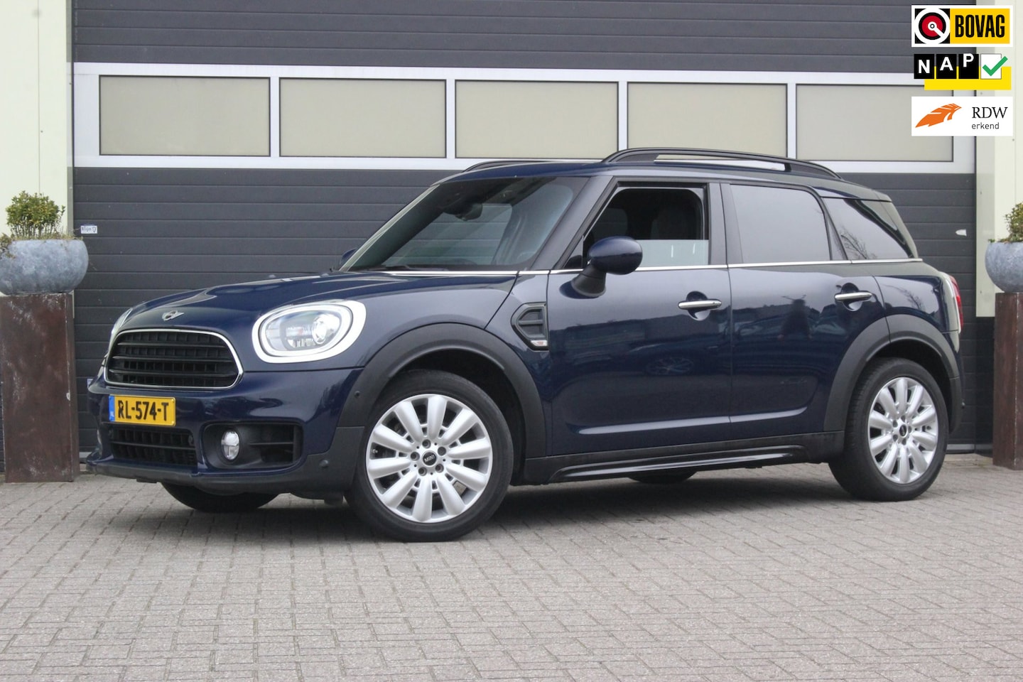 MINI Countryman - Mini 1.5 Cooper | Leer | Keyless | - AutoWereld.nl
