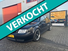 Volkswagen Bora - 1.6-16V Mooie Auto Lees Tekst