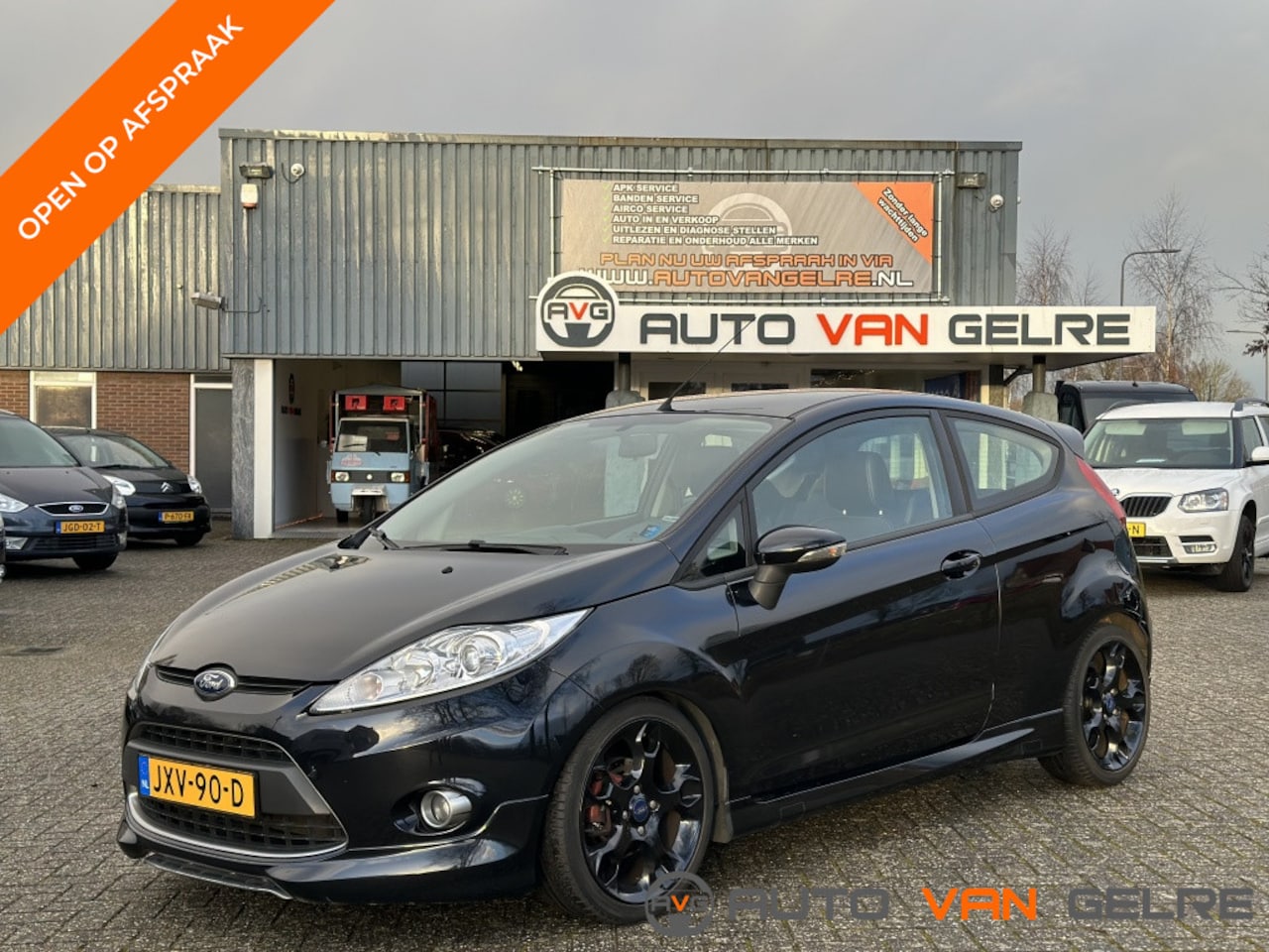 Ford Fiesta - 1.6 Metal Facelift 135 PK *Leder*Clima*17 Inch Velgen*DIK! - AutoWereld.nl