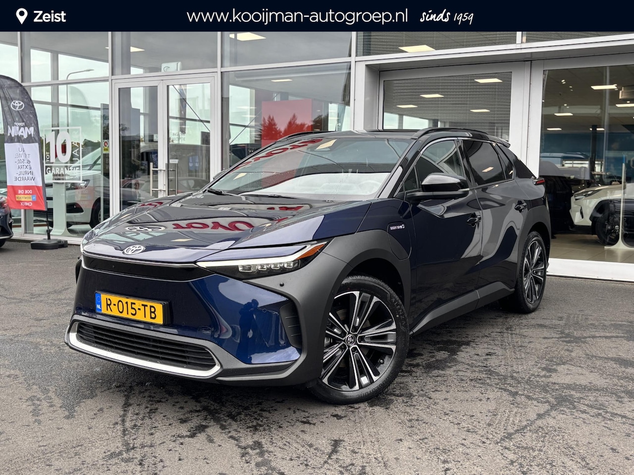 Toyota bZ4X - Launch Edition Premium 71 kWh NL Auto, Panoramadak, seat memory, rondomzicht camera, adapt - AutoWereld.nl