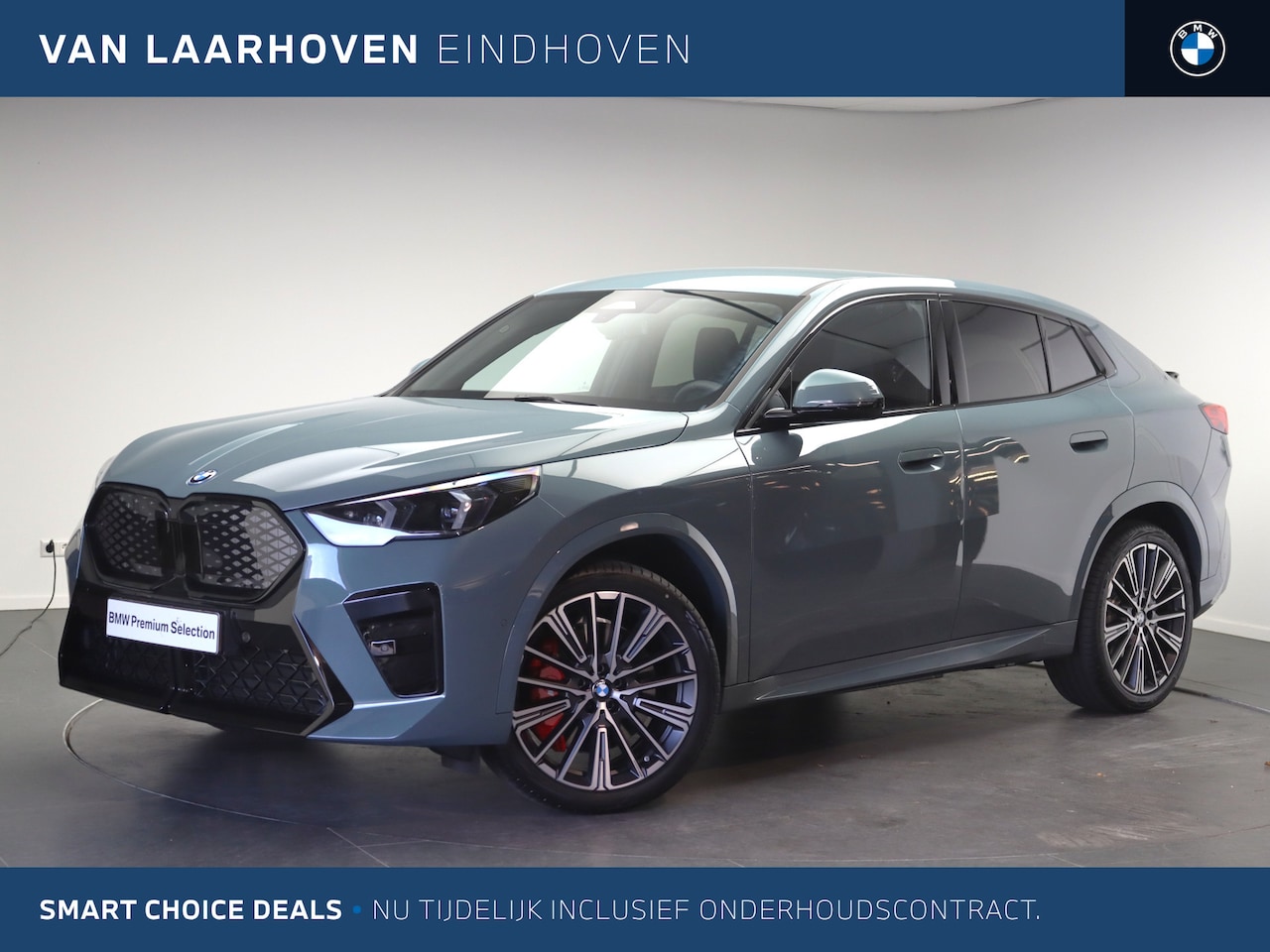 BMW iX2 - eDrive20 M Sport / Sportstoelen / Achteruitrijcamera / Adaptieve LED / M Adaptief onderste - AutoWereld.nl