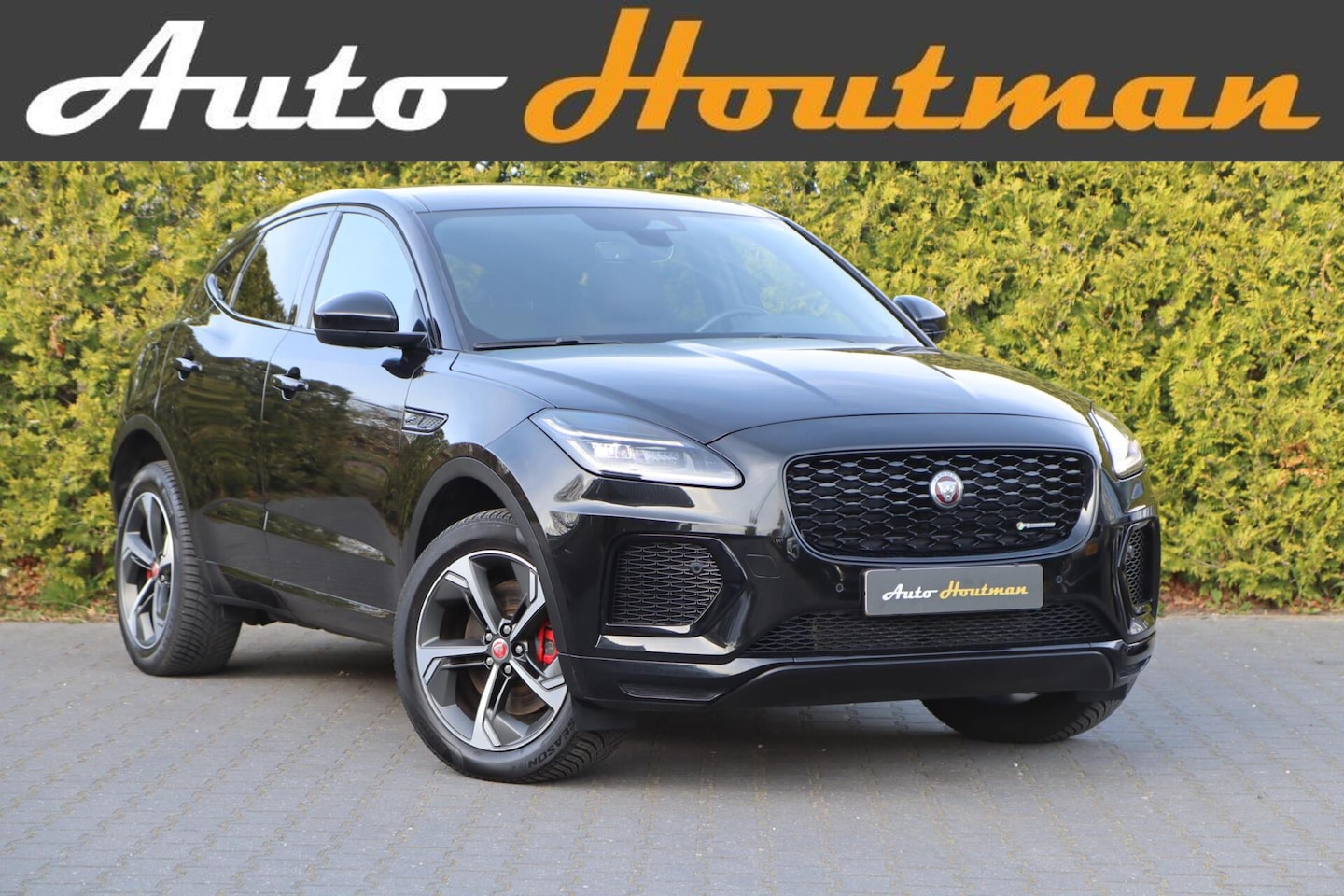 Jaguar E-Pace - P300e 309PK ⚡R-Dynamic | AWD | Pano ☀️ | Leder - AutoWereld.nl