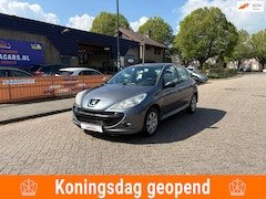 Peugeot 206 - 1.1 XS AIRCO + NIEUWE APK