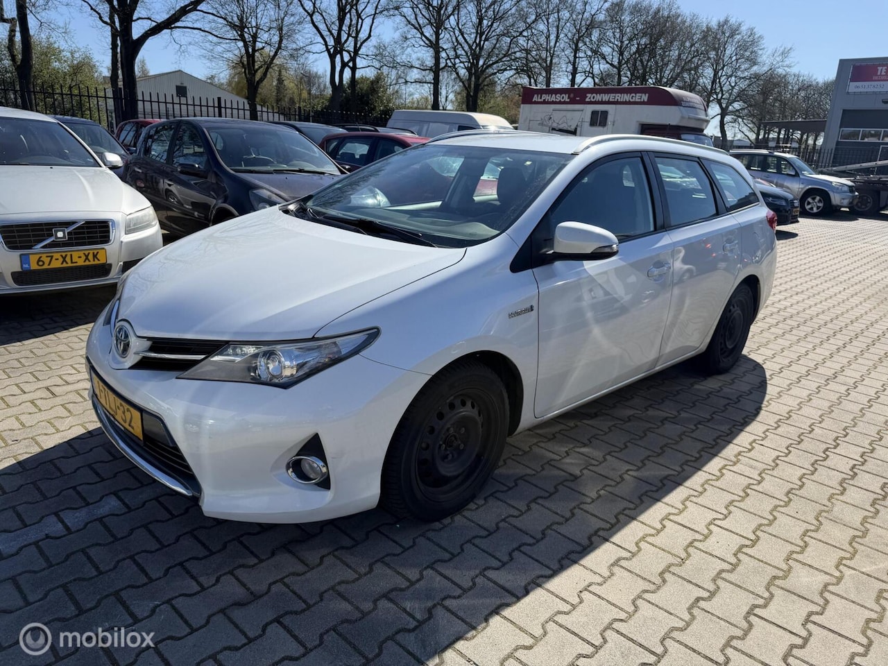 Toyota Auris - 1.8 Hybrid Executive 1.8 Hybrid Executive - AutoWereld.nl