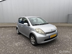 Daihatsu Sirion 2 - 1.0-12V Trend