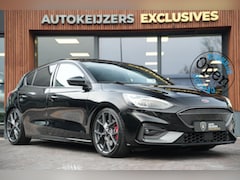 Ford Focus - 2.3 EcoBoost ST-X Panoramadak Milltek LED B&O Headup Stuurverw
