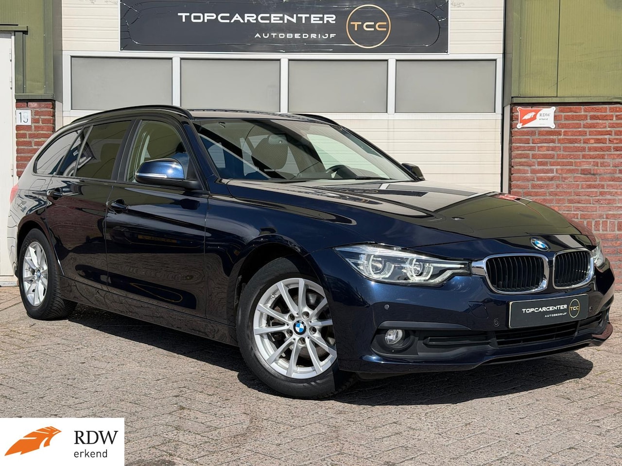 BMW 3-serie Touring - 318d High Executive/STOELV/NAVI/CRUISE - AutoWereld.nl