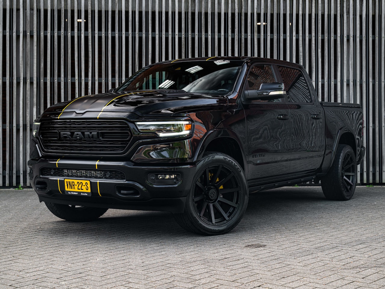 Dodge Ram 1500 - 5.7 V8 4x4 CC Limited G3 |NL-AUTO|ALLE OPTIES| - AutoWereld.nl