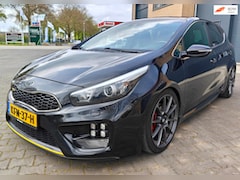 Kia Cee'd - 1.6 GT Track 204PK KW Schroefset CarPlay