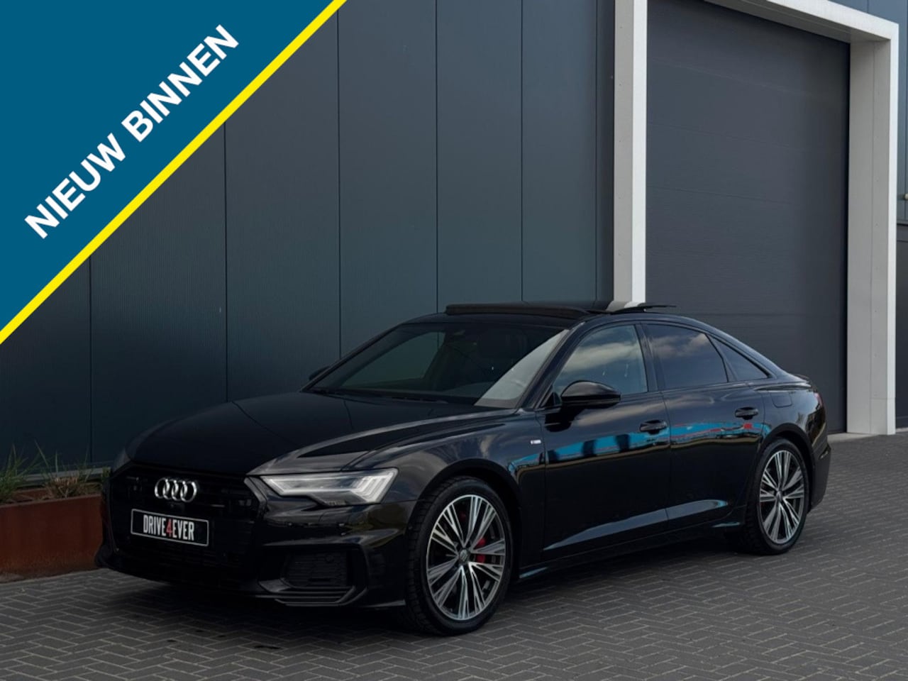 Audi A6 Limousine - 55 TFSI e q. PLS Cmp FULL PANO NAVI CAMERA LEDER LED PDC - AutoWereld.nl