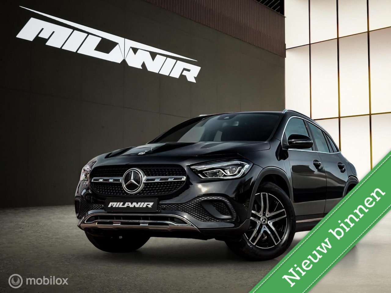 Mercedes-Benz GLA-Klasse - 180 Luxury Line |Sfeer |Leder |Camera - AutoWereld.nl
