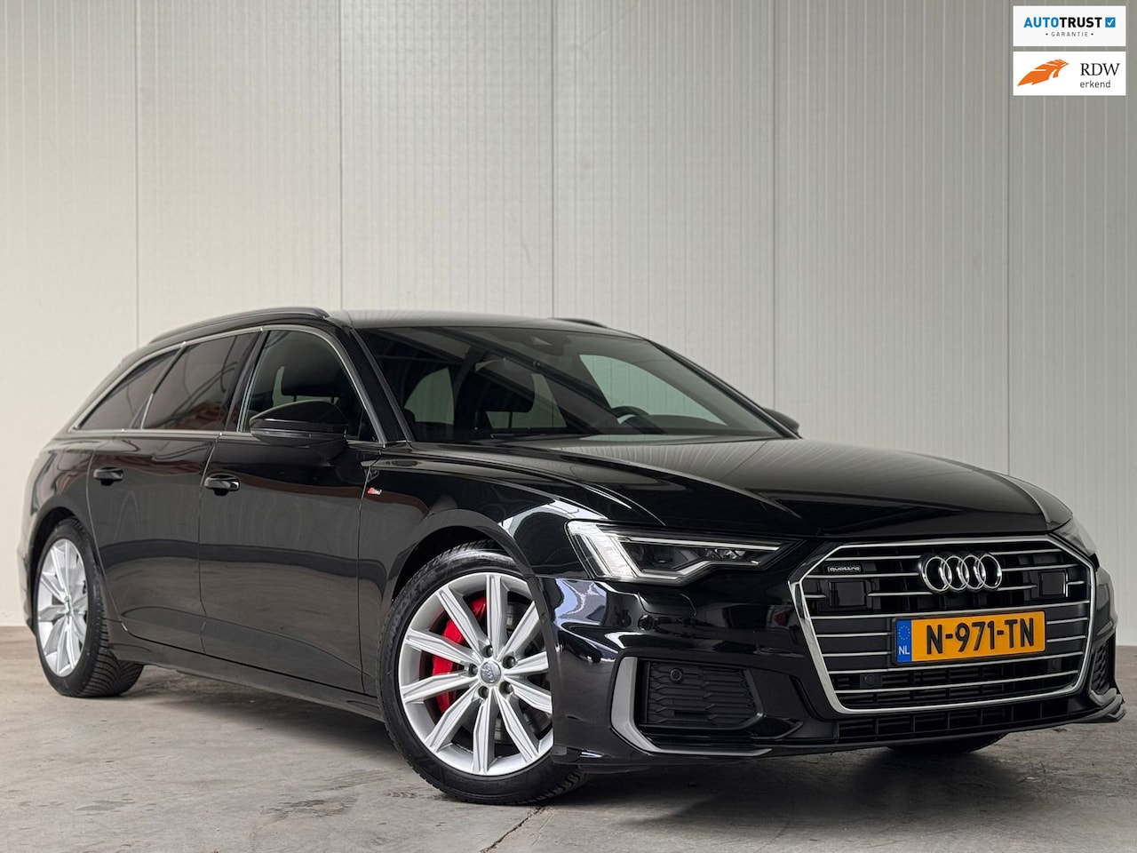 Audi A6 Avant - 55 TFSI e quattro Competition S-LINE l ADAPT.CRUIS l KEYLESS l CAMERA l CARPLAY l KERAMISC - AutoWereld.nl