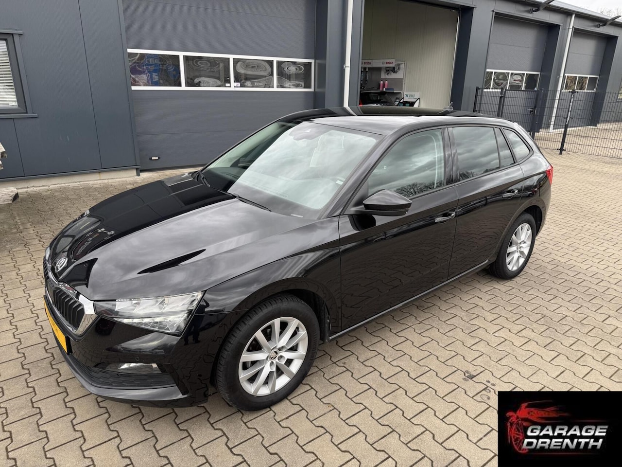 Skoda Scala - 1.0 TSI Active 5 drs Apple carplay - AutoWereld.nl